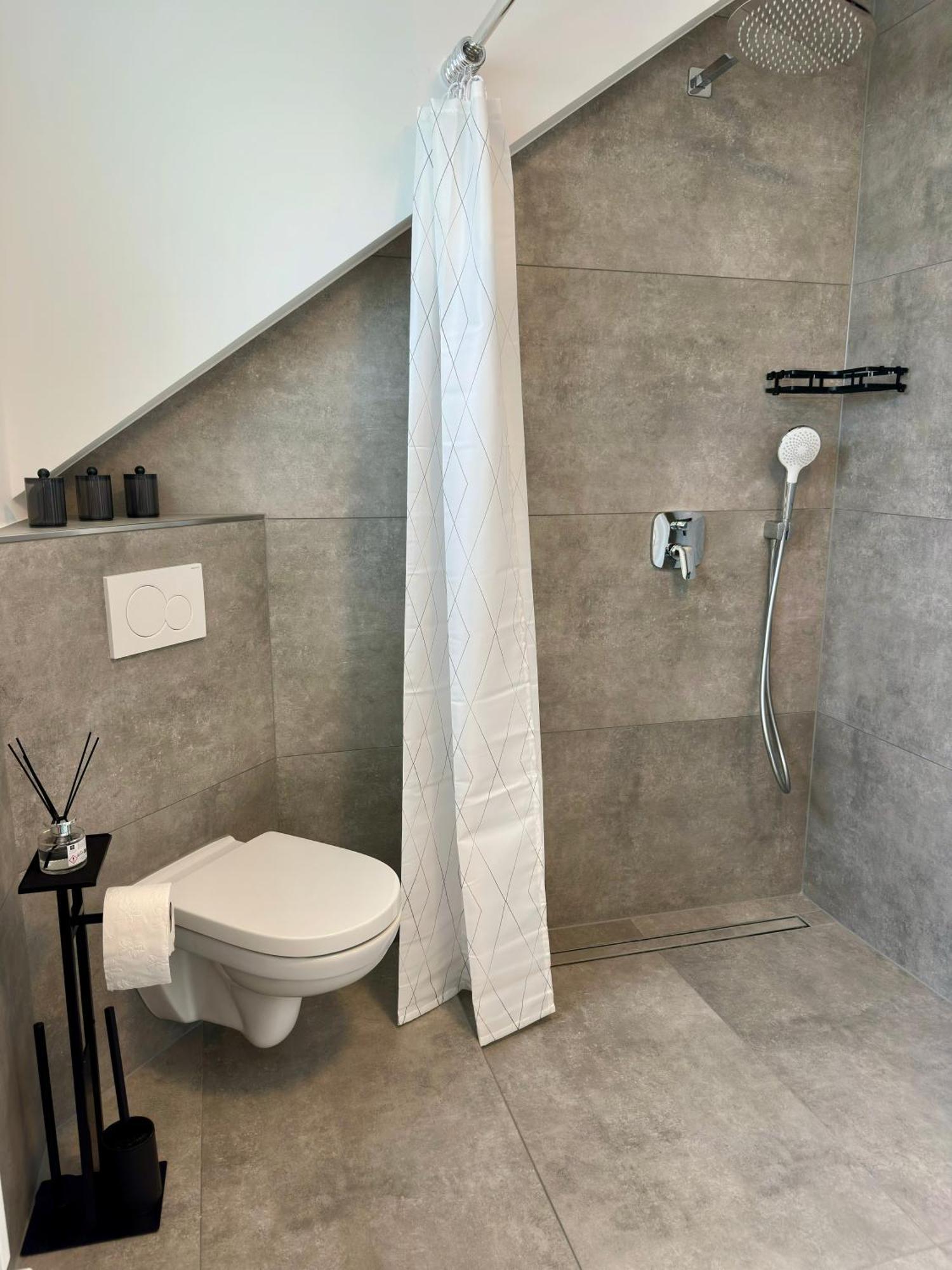 Zentrale Wohnung 5 - Kostenloser Parkplatz - Hdz - Bali Therme - Gop バート・エーンハウゼン エクステリア 写真